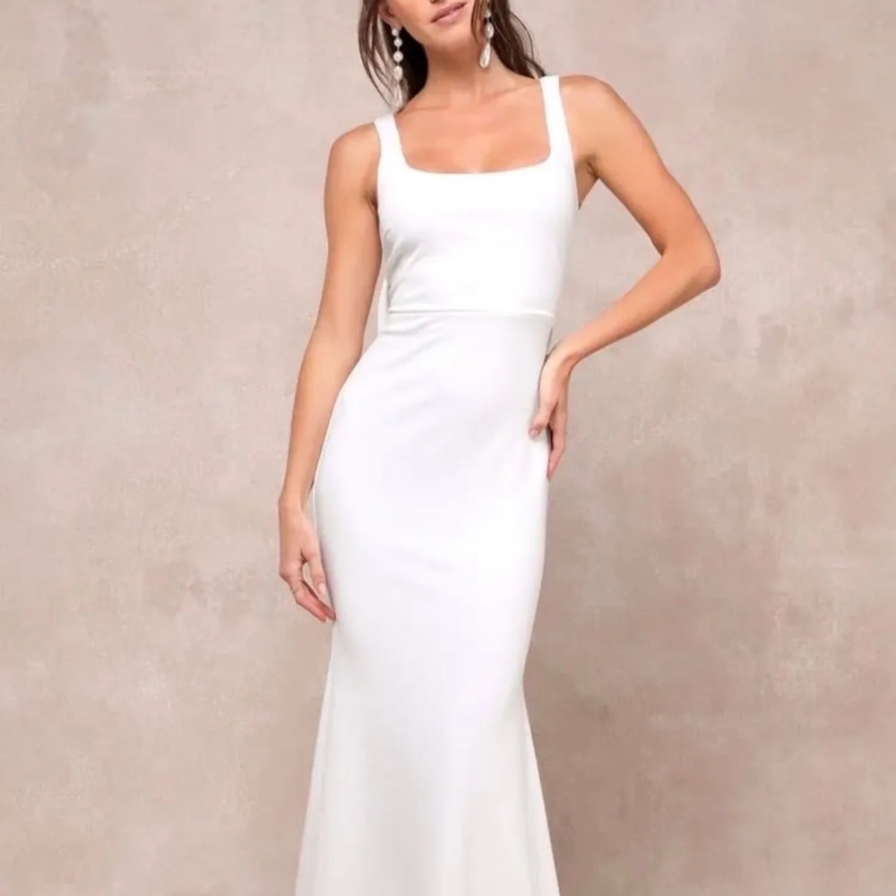 Lulu's Chic White Backless Dress